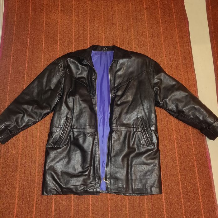 Продам женские куртки