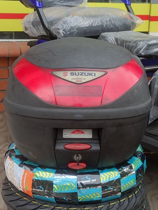 Кофр 28L SUZUKI з Японії! Швидкоз'ємний з підставкою