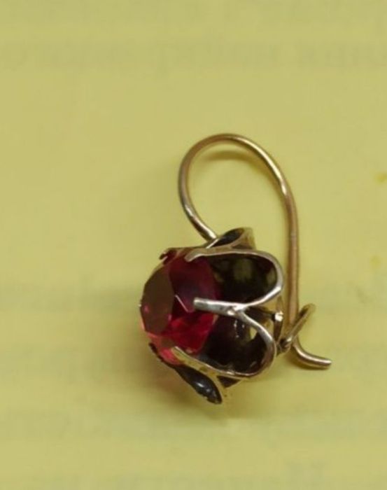 Сережка  потеряшка.серебро брошь браслет  часы