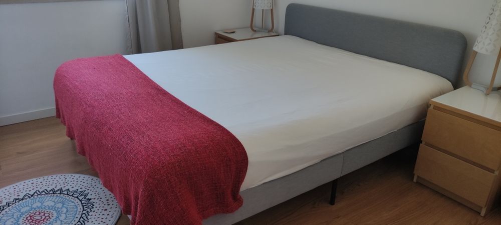 Cama 160x200 + estrado + colchão IKEA