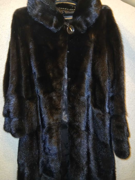 Продам  норковую шубу