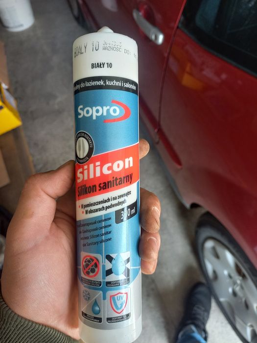 Sprzedam sylikony sanitarne , akryl szoschlowy , do marmuru.