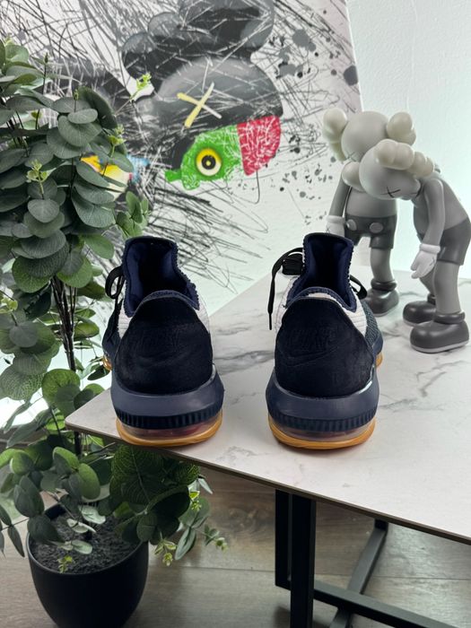 nike lebron 16 - купити чоловічі кросівки - Ціна на OLX.ua
