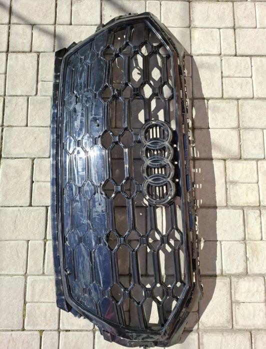 Бампер и решетка AUDI Q5 / SQ5 FY 2020-2025