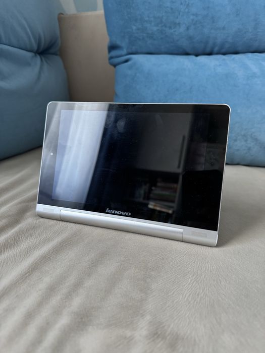 Планшет Lenovo Yoga Tablet 8