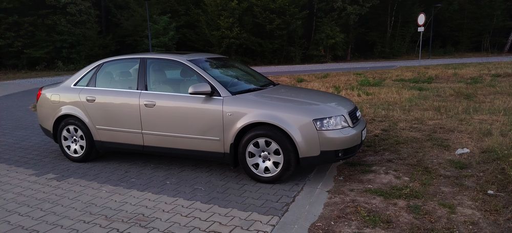 Audi A4Limousine