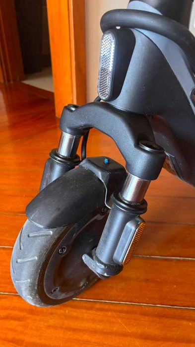 2 Trotinetes Elétricas Segway Ninebot E2 Plus II (E2+ V2) – Como Novas | Ainda na Garantia