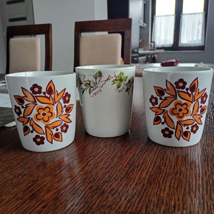 Kubki Chodzież trzy sztuki