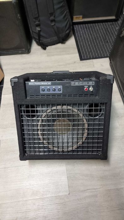 Amplificador de Baixo TECH 21 Bass Power Wedge 60