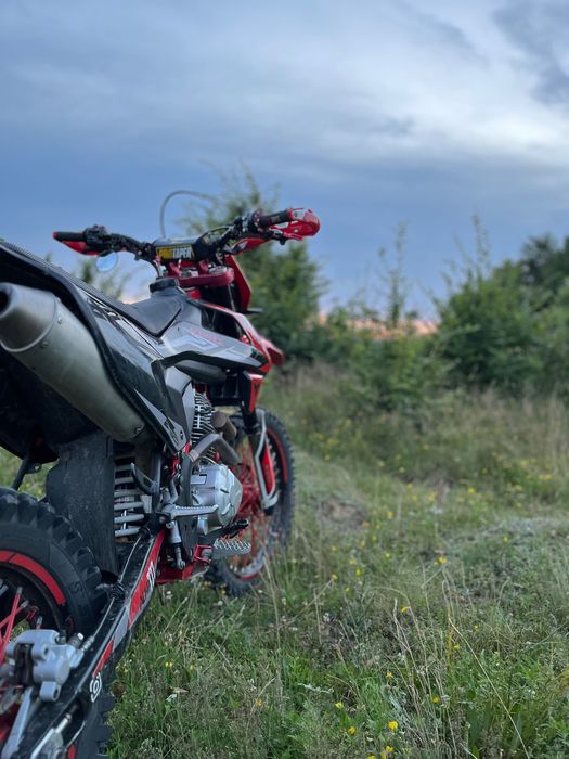 Продам Kovi advanc 250