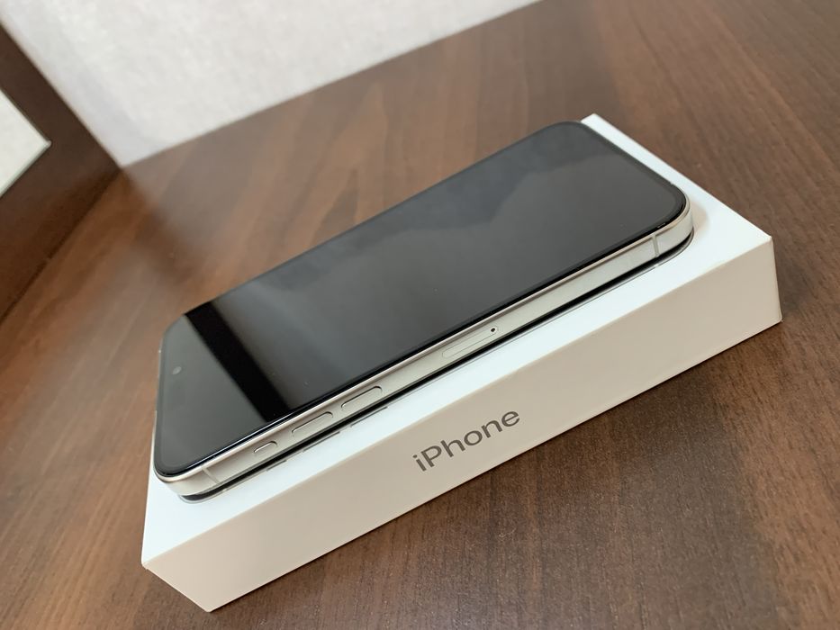 Продам IPhone 15 PRO MAX 256GB