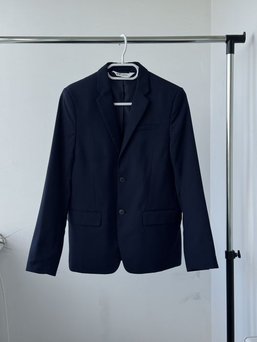 Стильний підлітковий темно-синій костюм h&m (піджак + двоє штанів), розмір 158