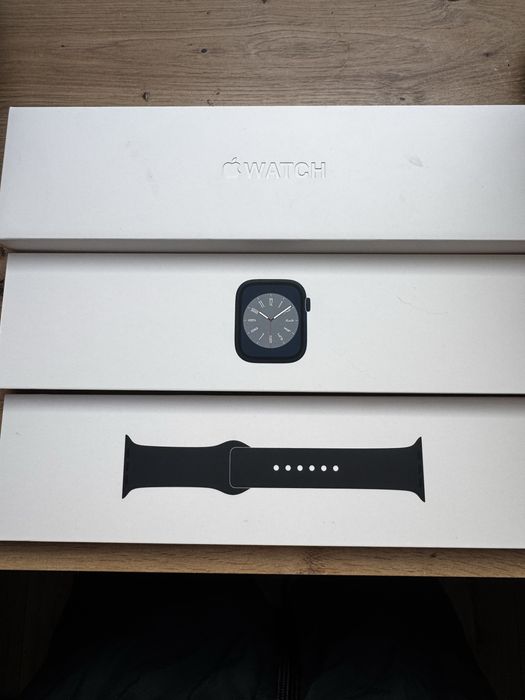 Apple Watch seria 8 45 mm GPS