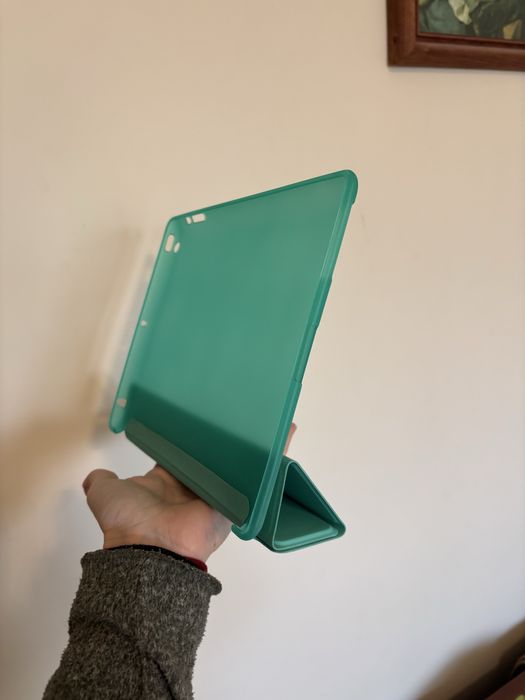 Мʼятний силіконовий магнітний чохол для iPad 2/3/4