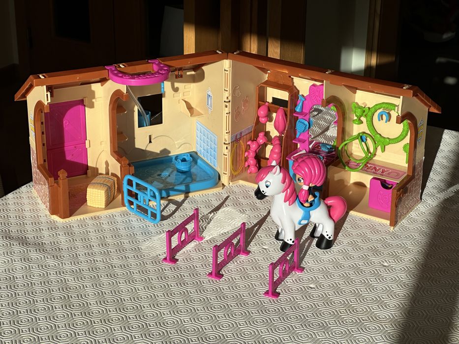 Pinypon Stable64752322548098120