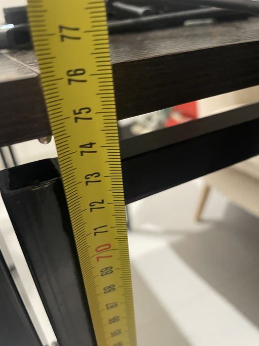 Столи офісні столєшня ДСП каркас металевий чорного кольору  столики 3