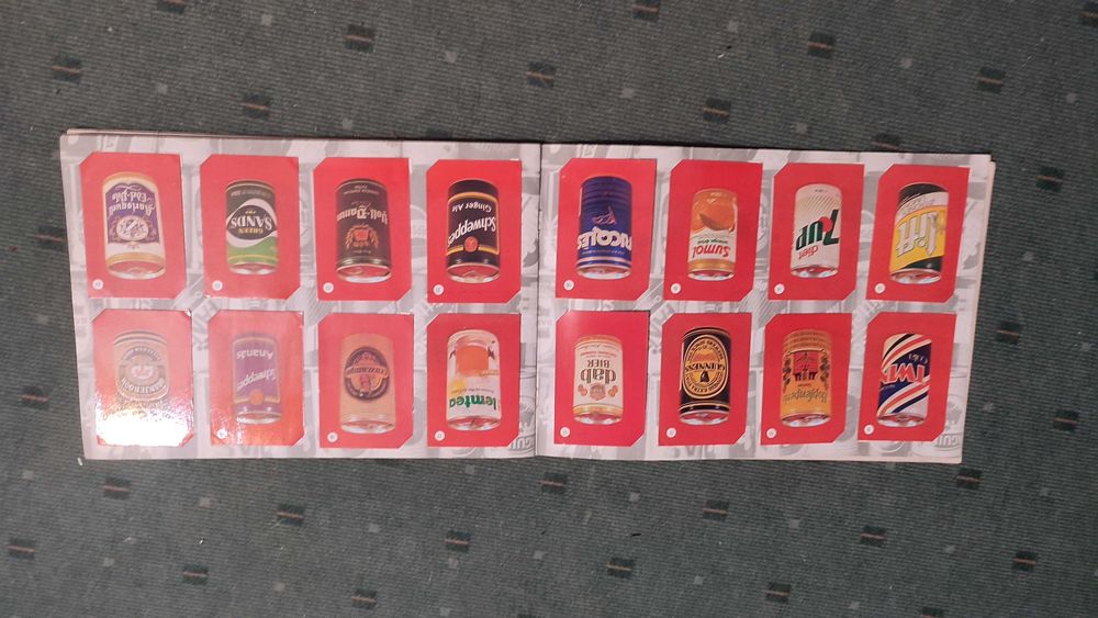 O Mundo das Bebidas - caderneta completa com 128 calendários