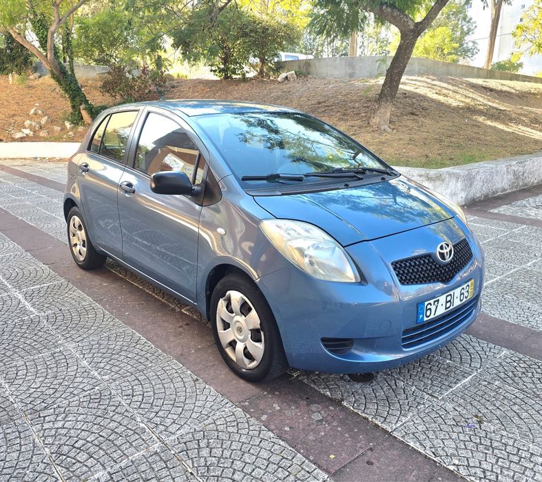 Toyota yaris apenas 137 mil klm — photo 3