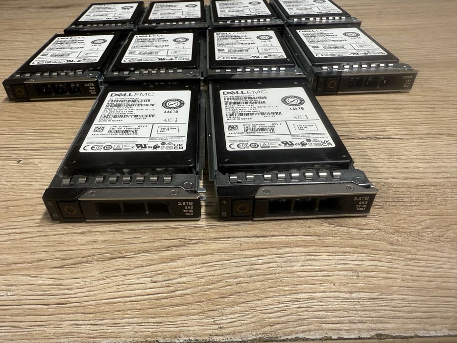 Samsung SSD диски Dell EMC 3.84 TB (SAS 12Gbps) 100% здоровʼя