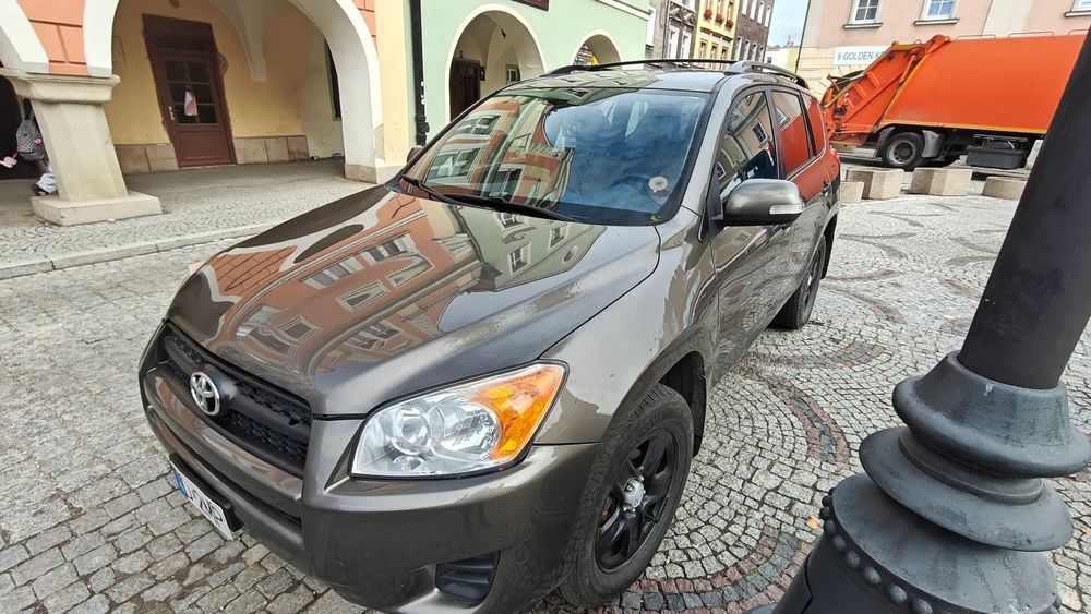 Toyota RAV-4