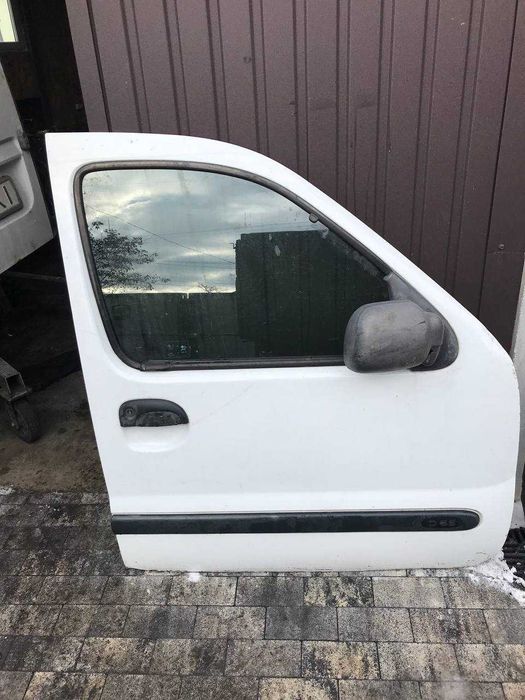 Двері Рено Кенго Ляда Канго дверька виїзна кенго передня дверька кенго