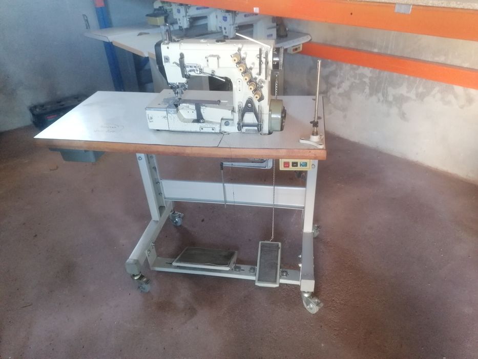 Máquina de costura industriais, usadas e utilizáveis