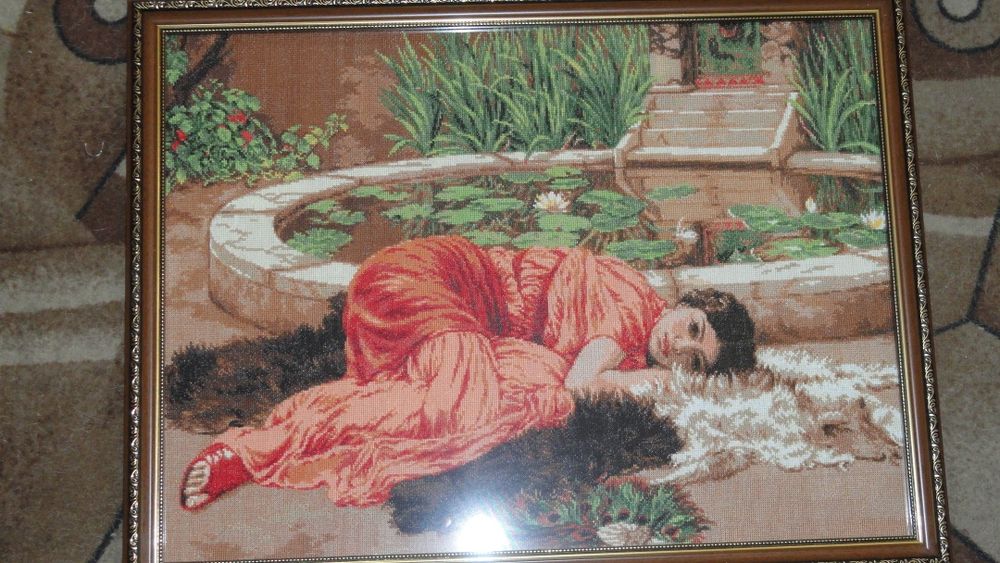 продам картины вышитые крестиком