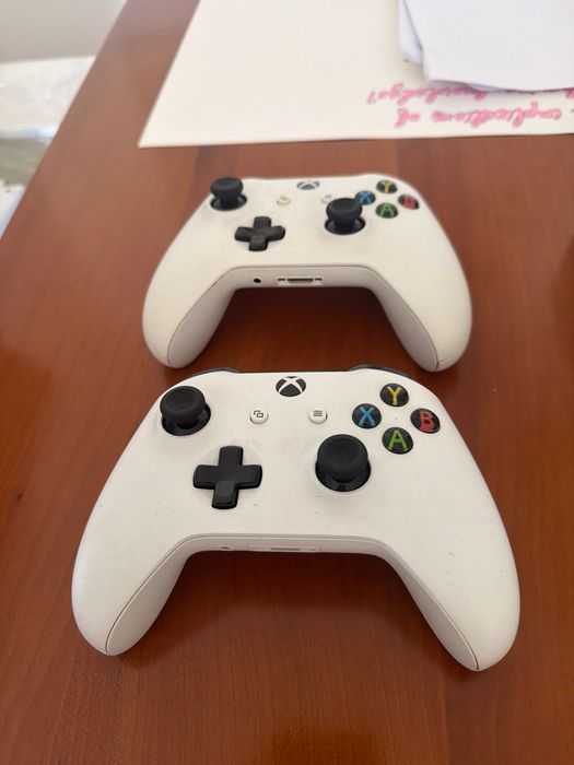 Consola Xbox One S Branca + 2 Comandos Originais (Excelente Estado)