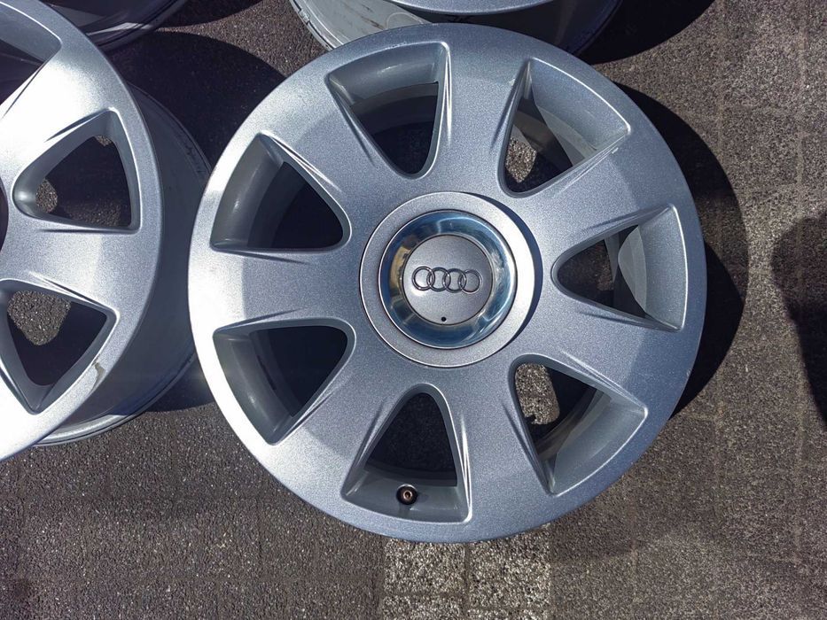 16" Audi A4 B5 B6 B7 8H0 Małysz Z kapslami S-Line VW Sharan Golf Gti Caddy Touran Skoda Octavia Superb Eos OEM ORYGINAŁ Audi NR76