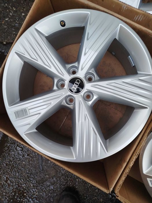 A284#Alufelgi 19 5x112 Audi A3 8V 8P A4 B6 B7 A6 C5 C6 Q2 Q3 Orginał