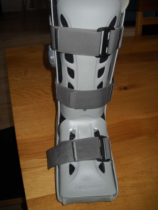 Orteza długa Aircast Airselect Elite Large DJO, LLC roz. 39 - 42