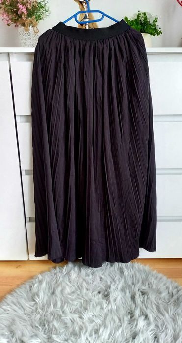 Długa spòdnica plisowana S