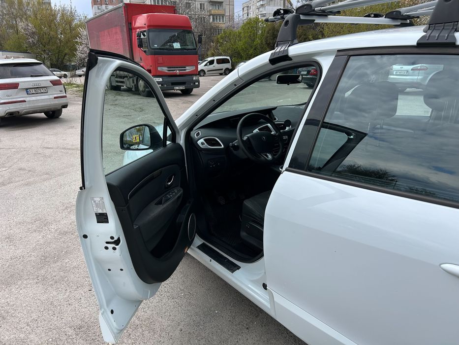 Renault Grand Scenic 1,5 дизель білий