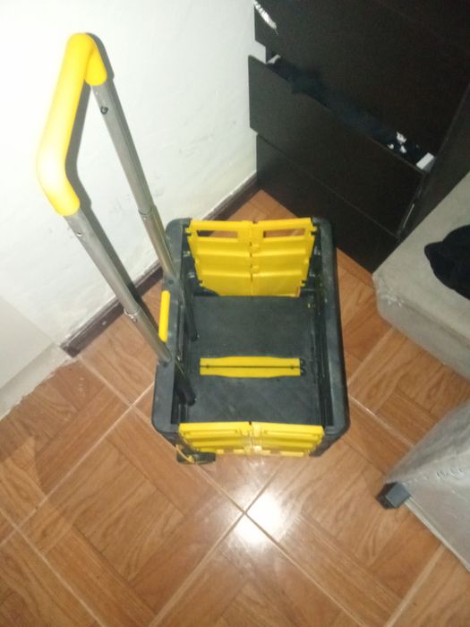 Vendo carrinho em muito bom estado