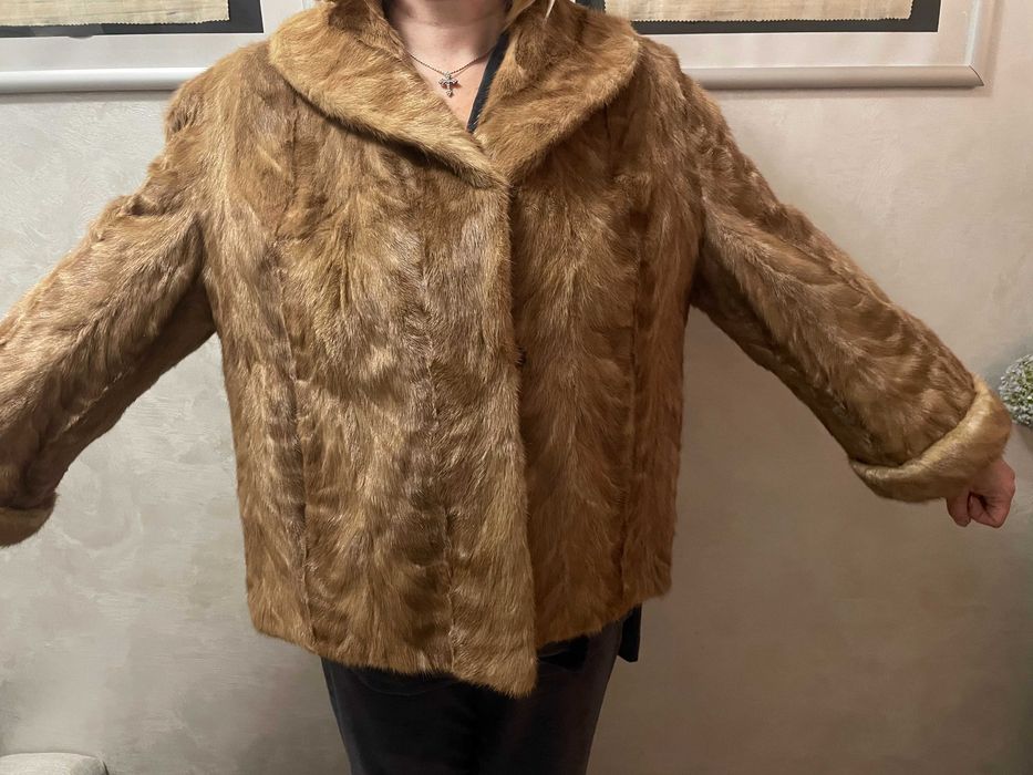 Норковое манто практически новое