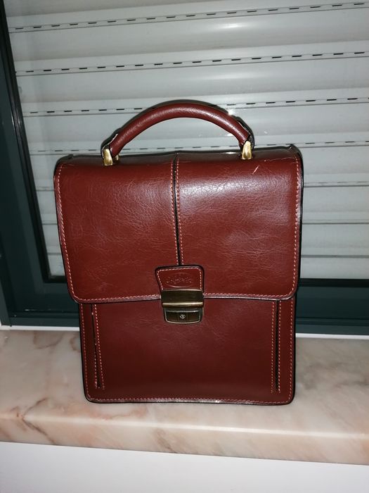 Carteira de homem de documentos