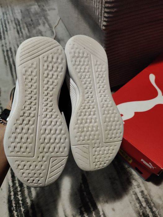 Buty sportowe Puma rozmiar 29, super stan