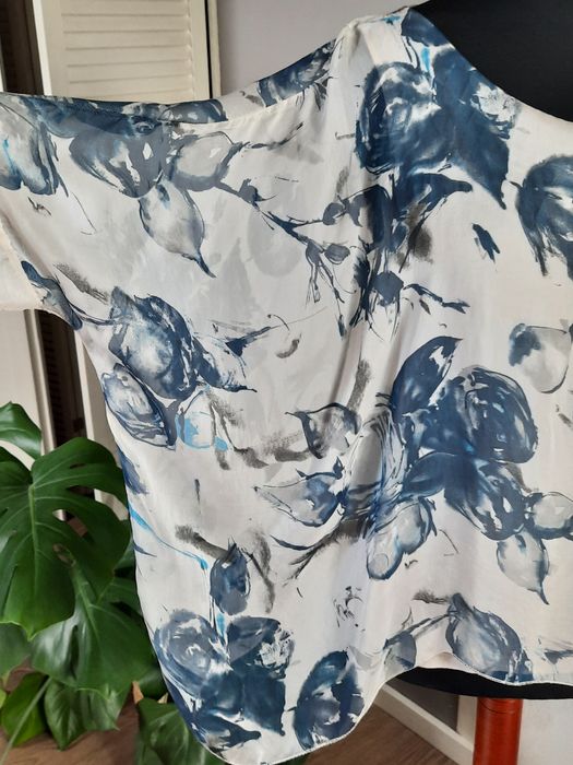 Bluzka w kwiaty roz. 46, 48, XXL