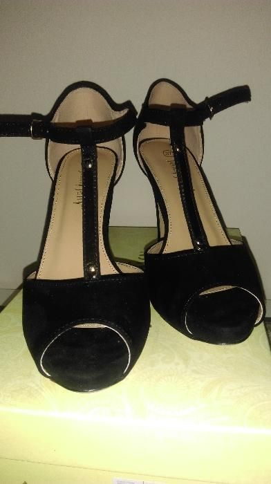 Czarne sandały szpilki CCC rozm. 37