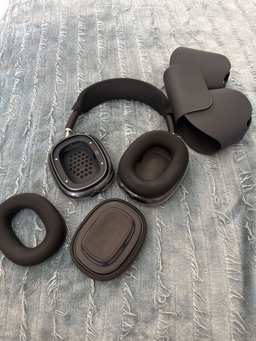 AirPods Max - Black - Official63823839152515123