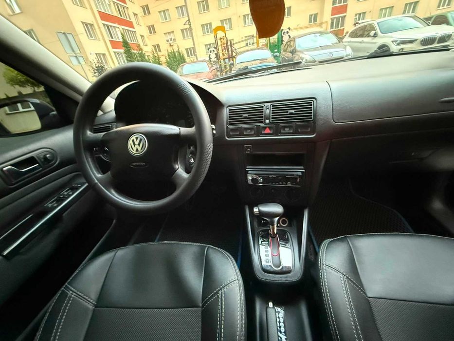 Volkswagen Golf 4