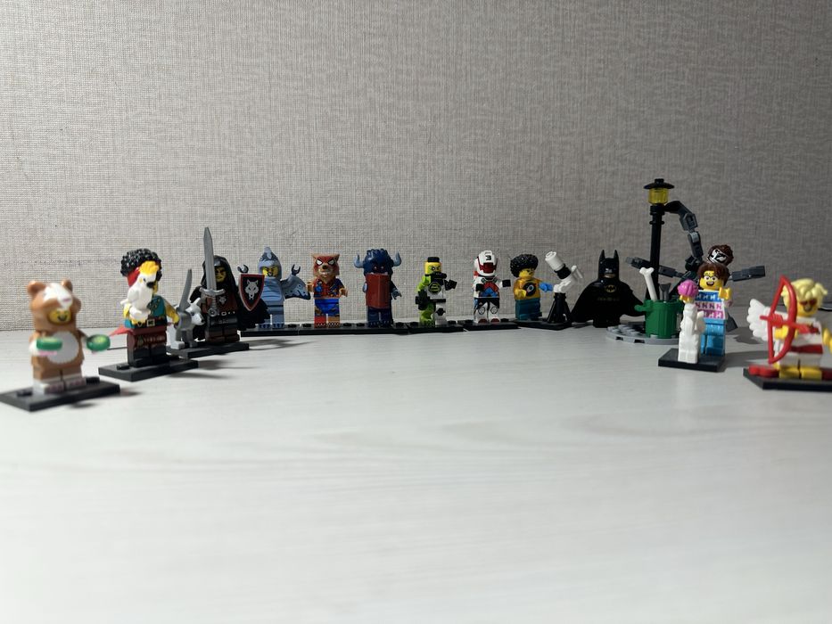 Оригінальні LEGO мініфігурки — Batman, NEXO KNIGHTS та інші