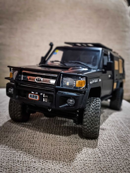 RC crawler 1/12 Toyota
