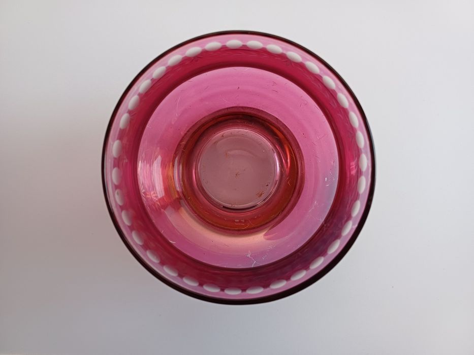 3 peças de vidro antigo (2 vasos e 1 frasco grande)