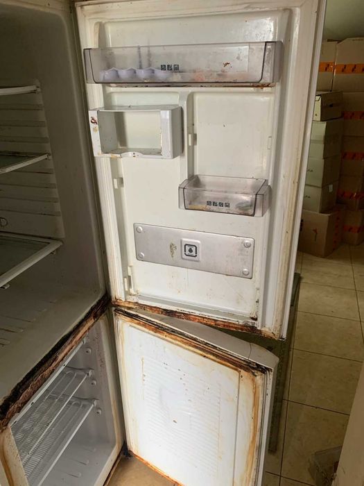 Холодильник на запчасти