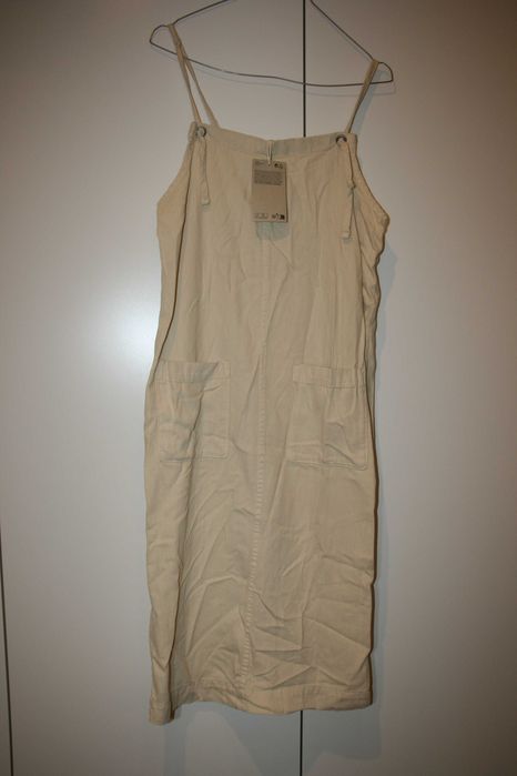 Jardineiras Marca Monki - NOVO