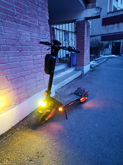 Электросамокат GIANT Blade GT Pro