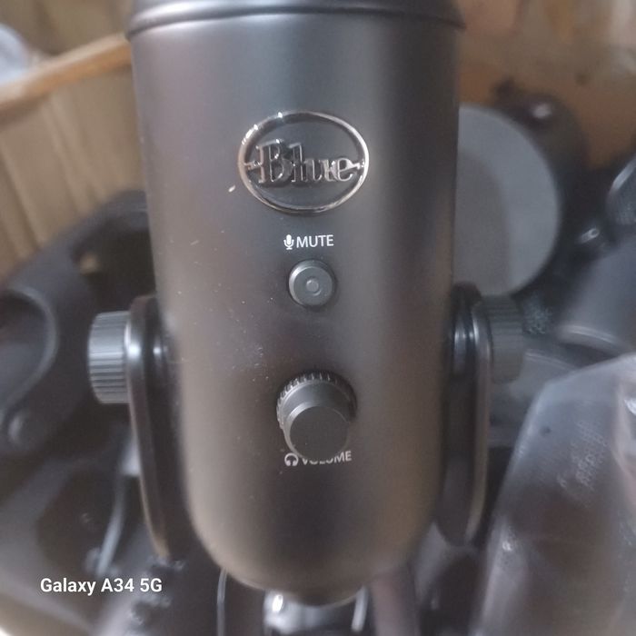 Мікрофон студійний/ для ПК Blue Microphones Yeti Blackout