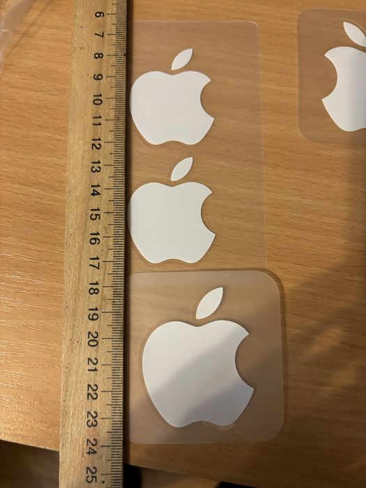 Наклейка наліпка від iPhone оригінал 4,5 см 5,5 см