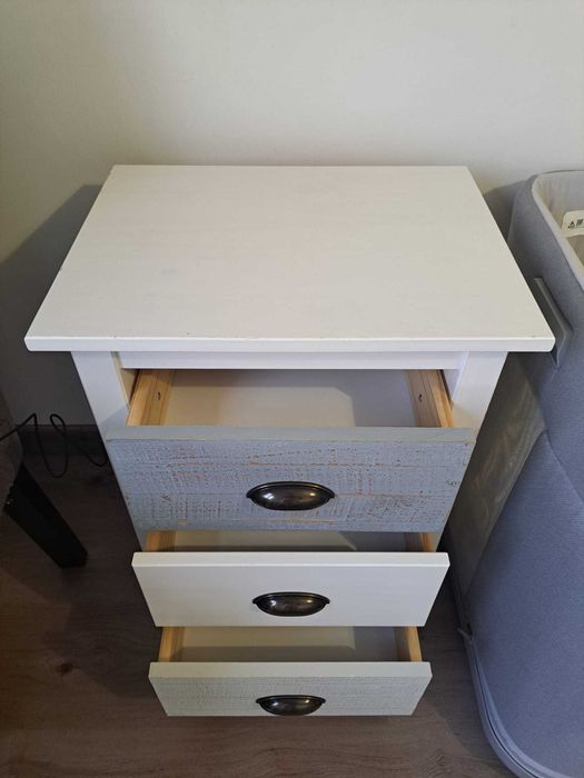 Mesa de Cabeceira AURA